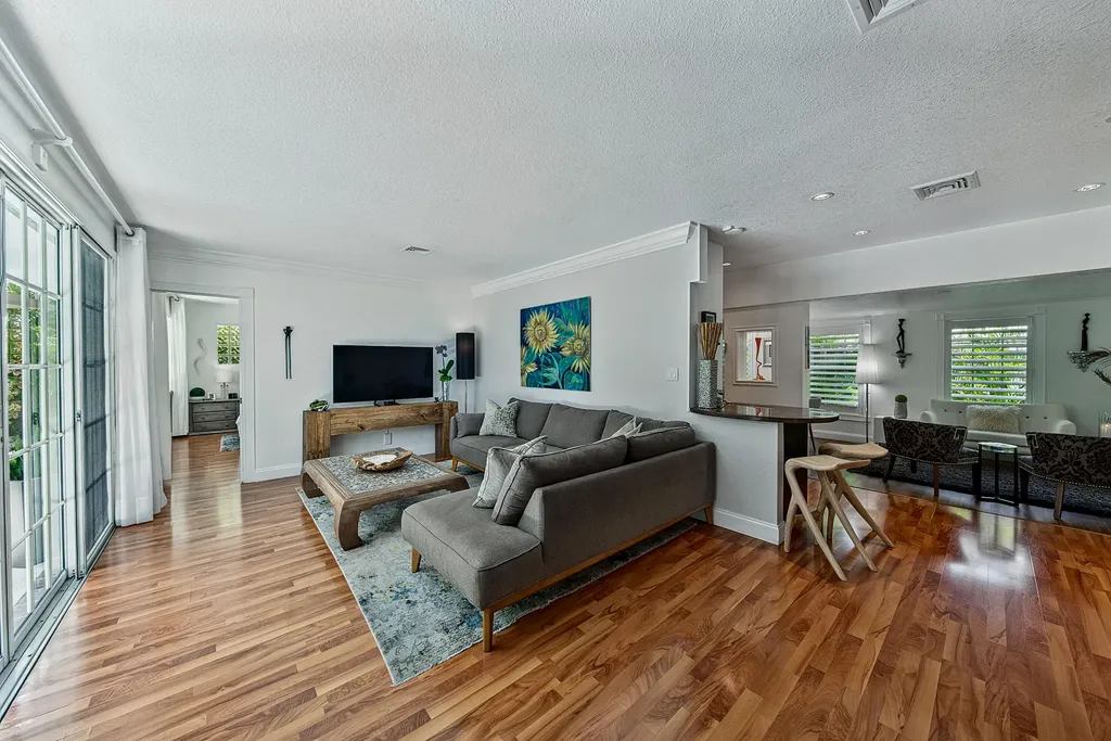 1929 S Ocean Drive Fort Lauderdale FL 33316