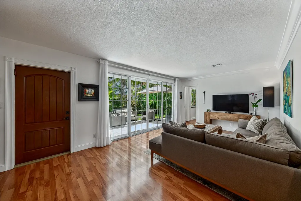1929 S Ocean Drive Fort Lauderdale FL 33316