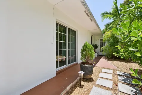 1929 S Ocean Drive Fort Lauderdale FL 33316