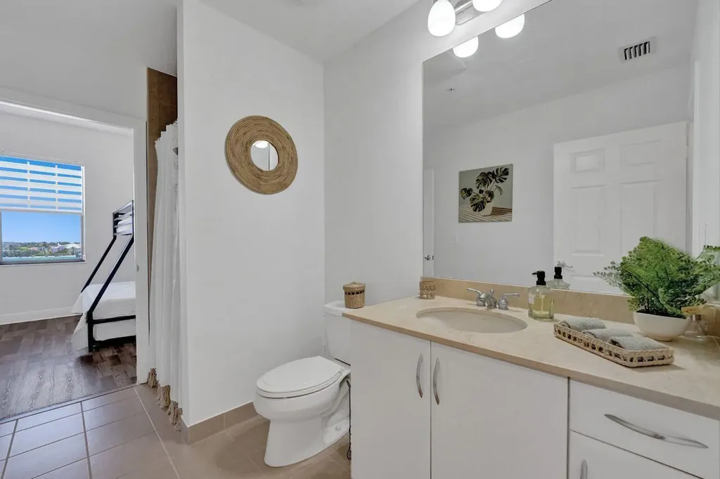 511 Lucerne Avenue Lake Worth Beach FL 33460