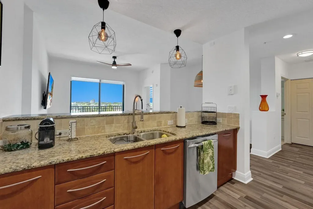 511 Lucerne Avenue Lake Worth Beach FL 33460