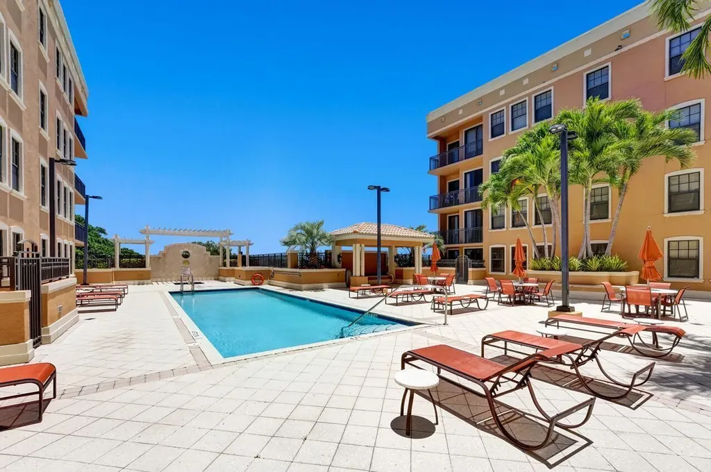 511 Lucerne Avenue Lake Worth Beach FL 33460