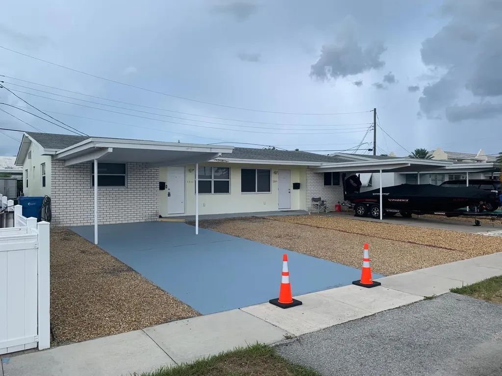 1311 Alho Drive Lantana FL 33462