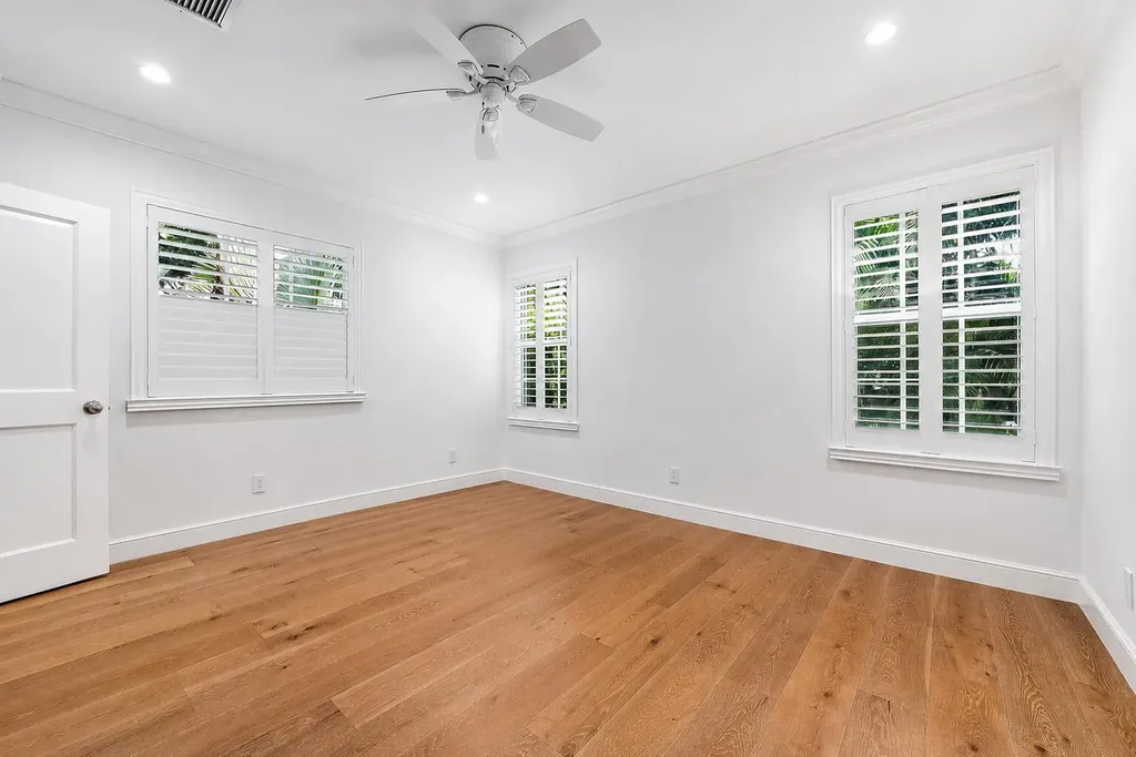 232 Essex Lane West Palm Beach FL 33405