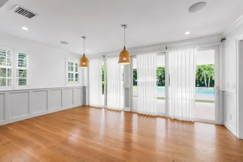 232 Essex Lane West Palm Beach FL 33405