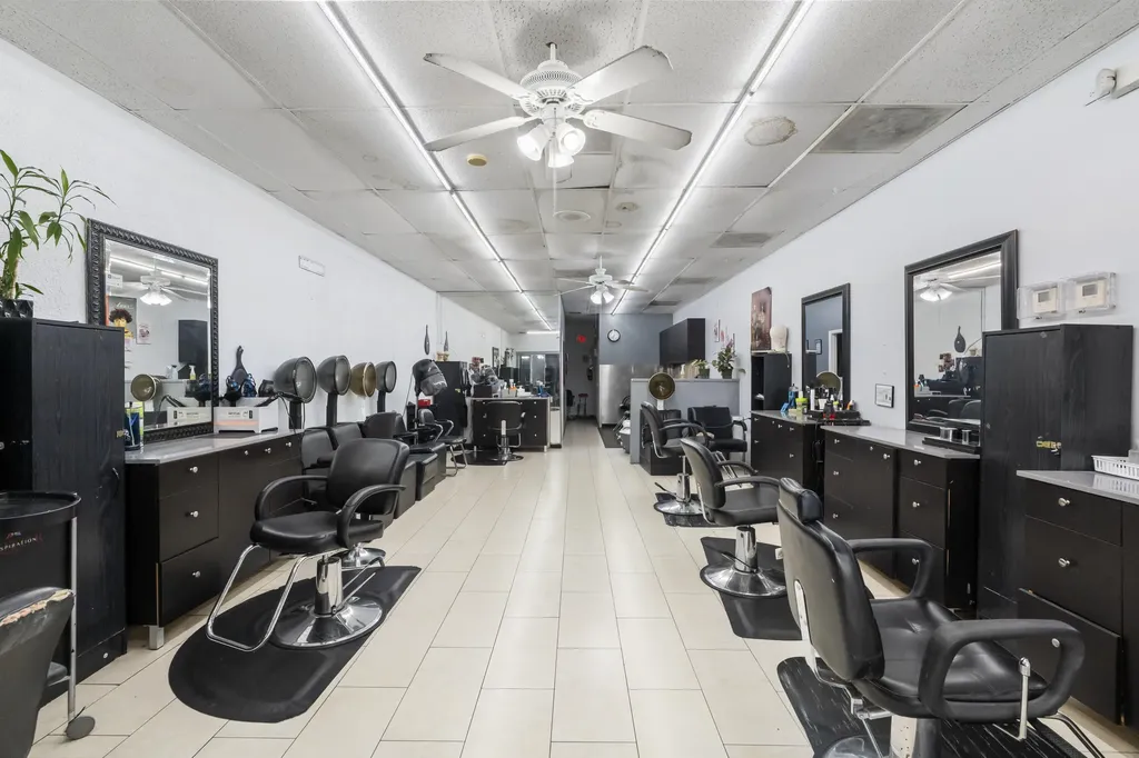 257 N University Drive Pembroke Pines FL 33024