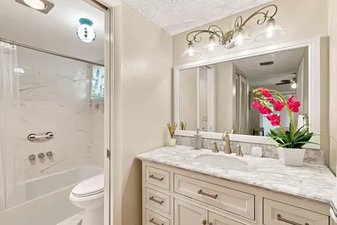 2532 Boundbrook Drive S Palm Springs FL 33406