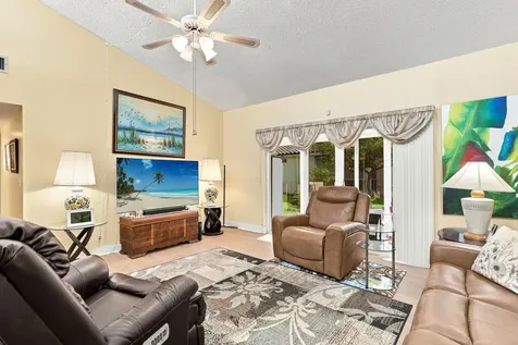 2532 Boundbrook Drive S Palm Springs FL 33406