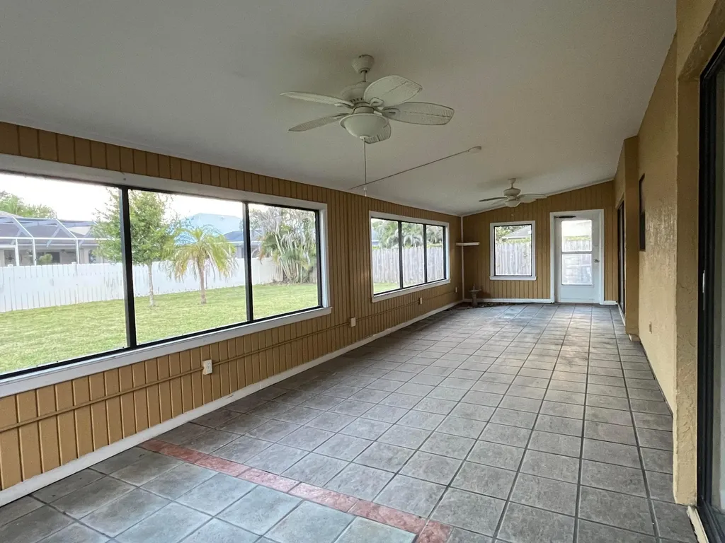 1258 SE Mc Farlane Avenue Port St Lucie FL 34952