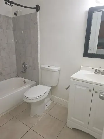 3640 NE 1st Avenue Oakland Park FL 33334