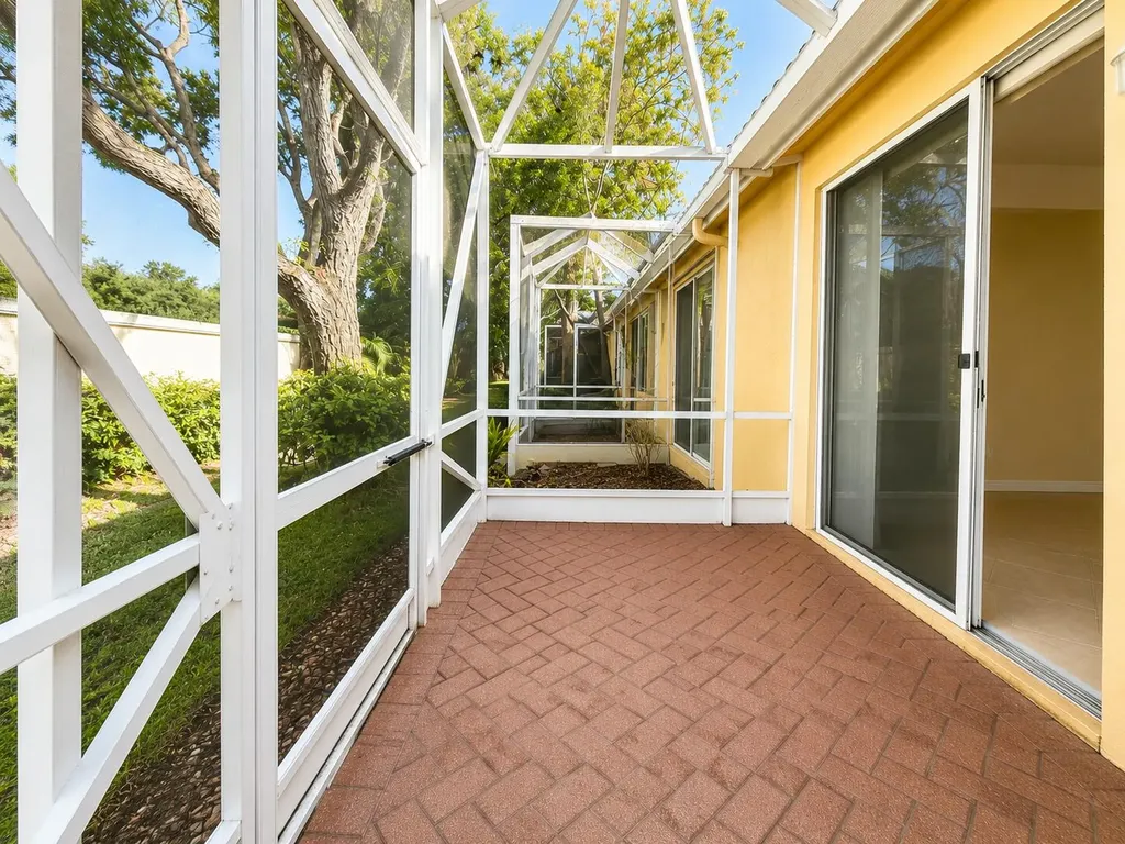 12598 Crystal Pointe Drive Boynton Beach FL 33437