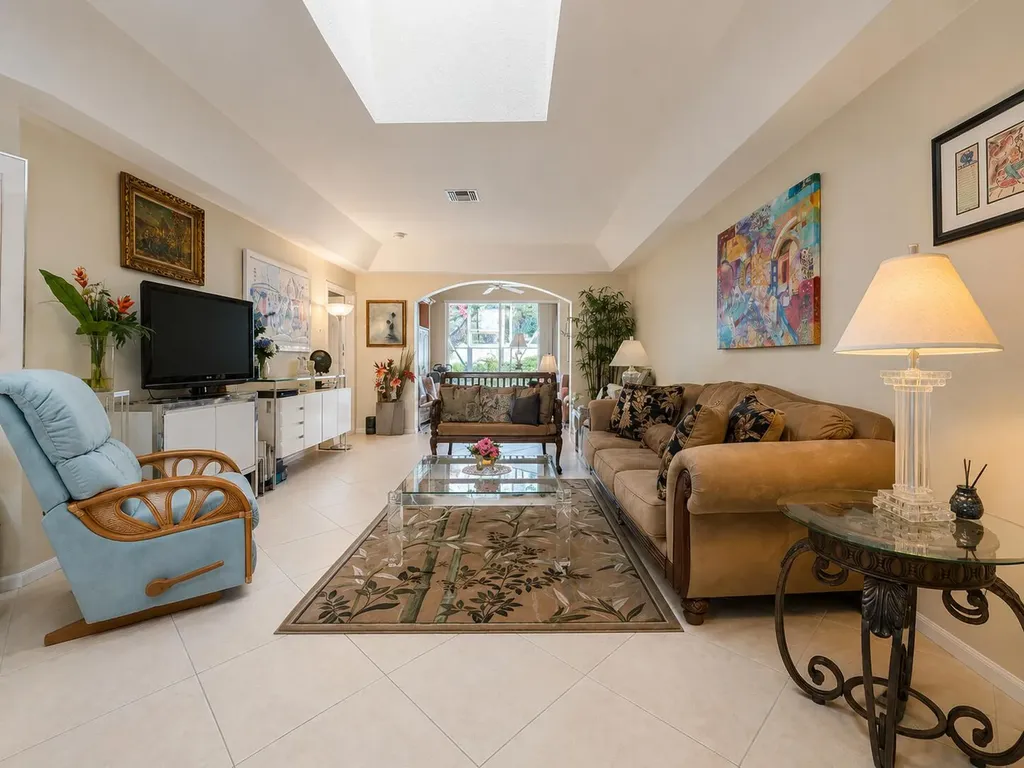 12598 Crystal Pointe Drive Boynton Beach FL 33437
