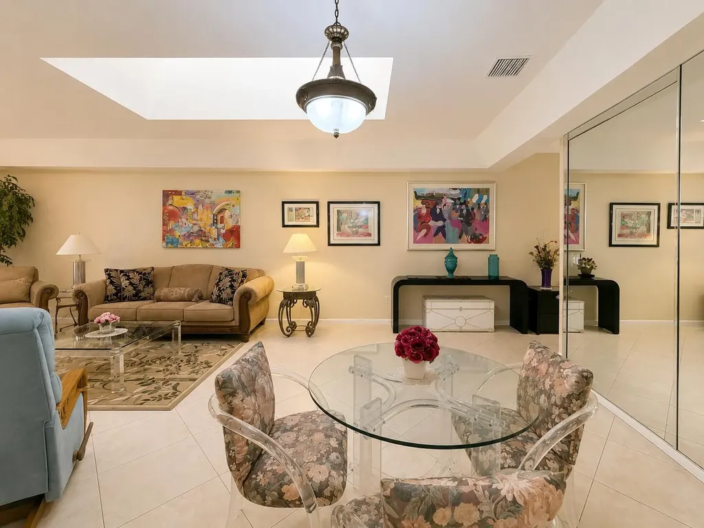 12598 Crystal Pointe Drive Boynton Beach FL 33437