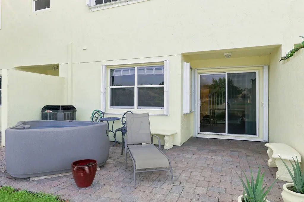 1138 Imperial Lake Road West Palm Beach FL 33413