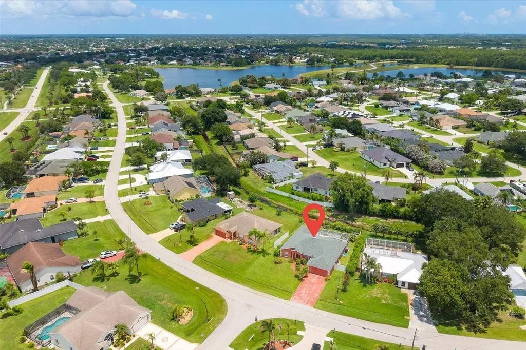 631 SE Stow Terrace Port St Lucie FL 34984