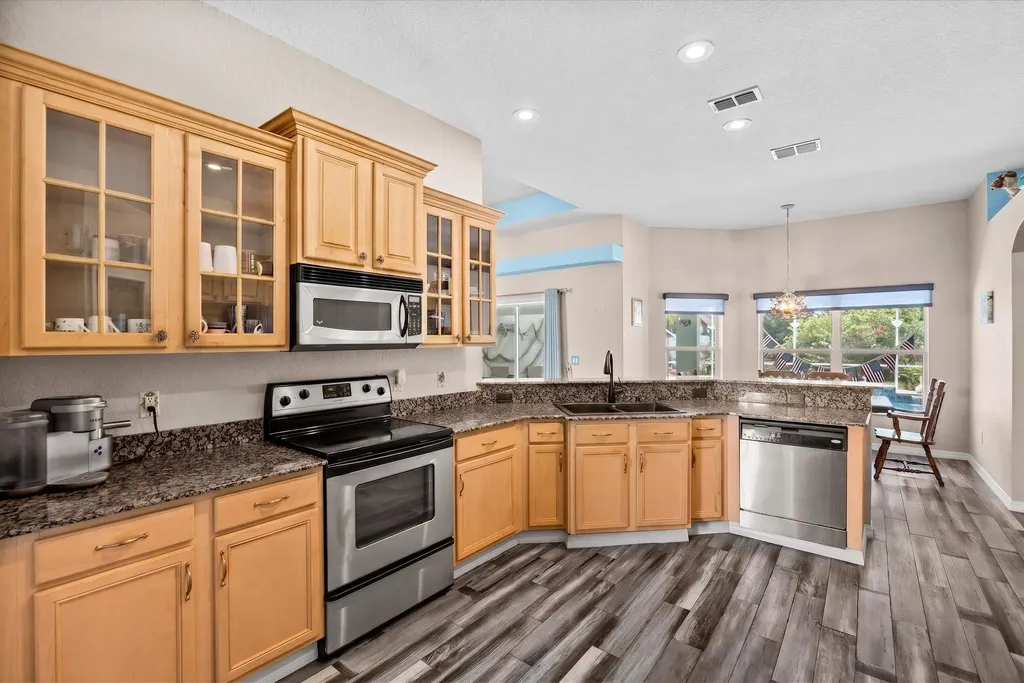 631 SE Stow Terrace Port St Lucie FL 34984