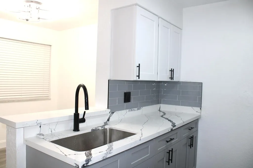 2820 N Oakland Forest Drive N Oakland Park FL 33309