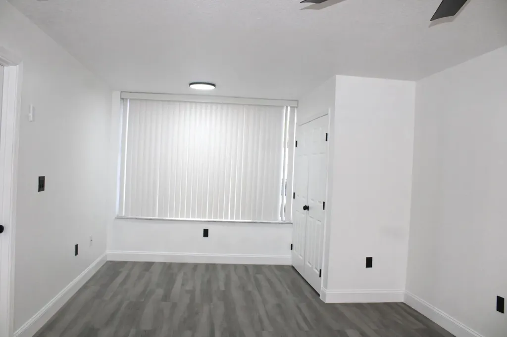 2820 N Oakland Forest Drive N Oakland Park FL 33309