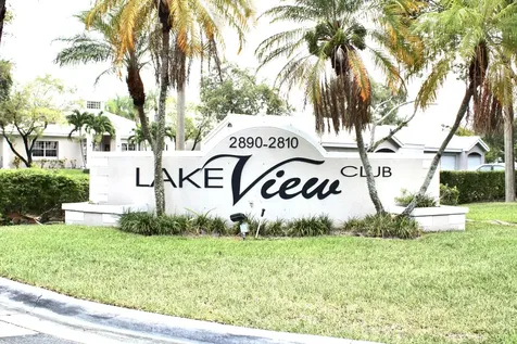 2820 N Oakland Forest Drive N Oakland Park FL 33309