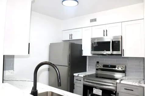 2820 N Oakland Forest Drive N Oakland Park FL 33309