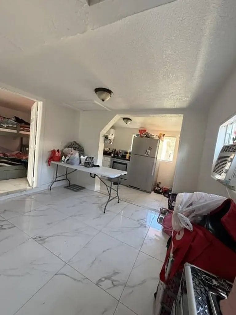 1009 S Pine Street Lake Worth Beach FL 33460