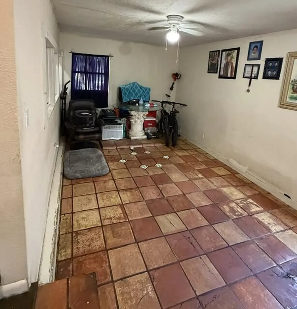 1009 S Pine Street Lake Worth Beach FL 33460