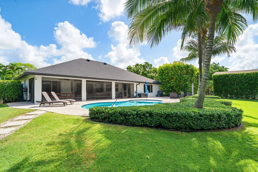 18934 44th Place N Loxahatchee FL 33470