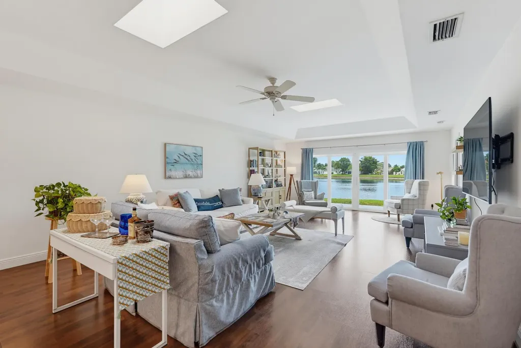 9123 Pine Springs Drive Boca Raton FL 33428