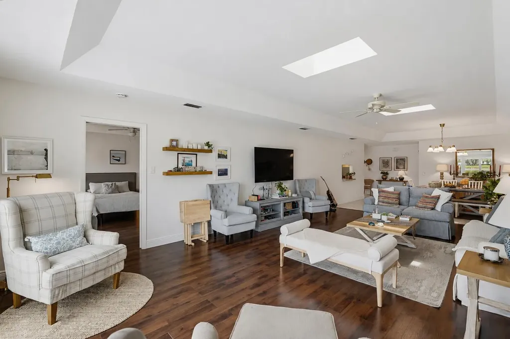 9123 Pine Springs Drive Boca Raton FL 33428