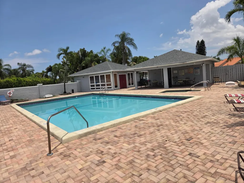 9123 Pine Springs Drive Boca Raton FL 33428