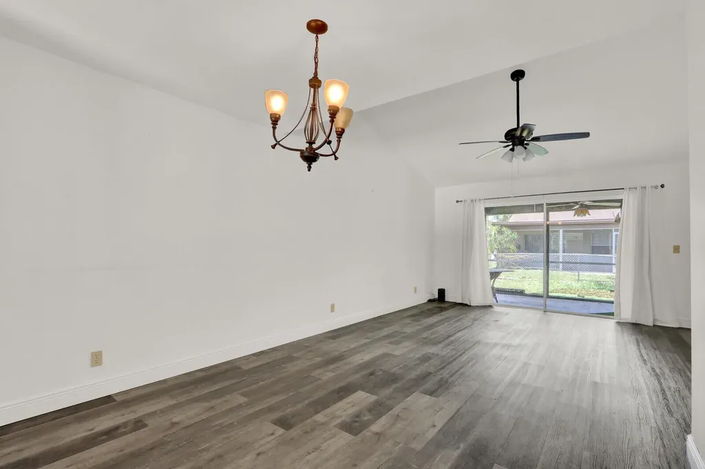 113 Pinewood Court Jupiter FL 33458