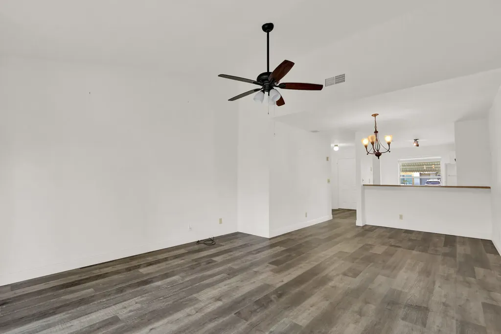 113 Pinewood Court Jupiter FL 33458
