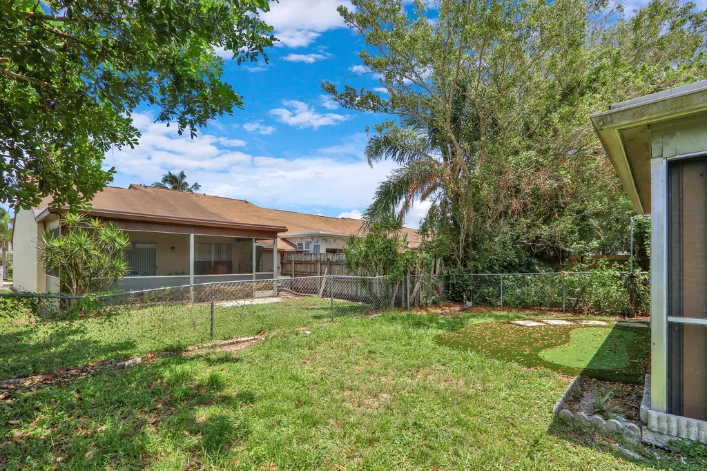 113 Pinewood Court Jupiter FL 33458