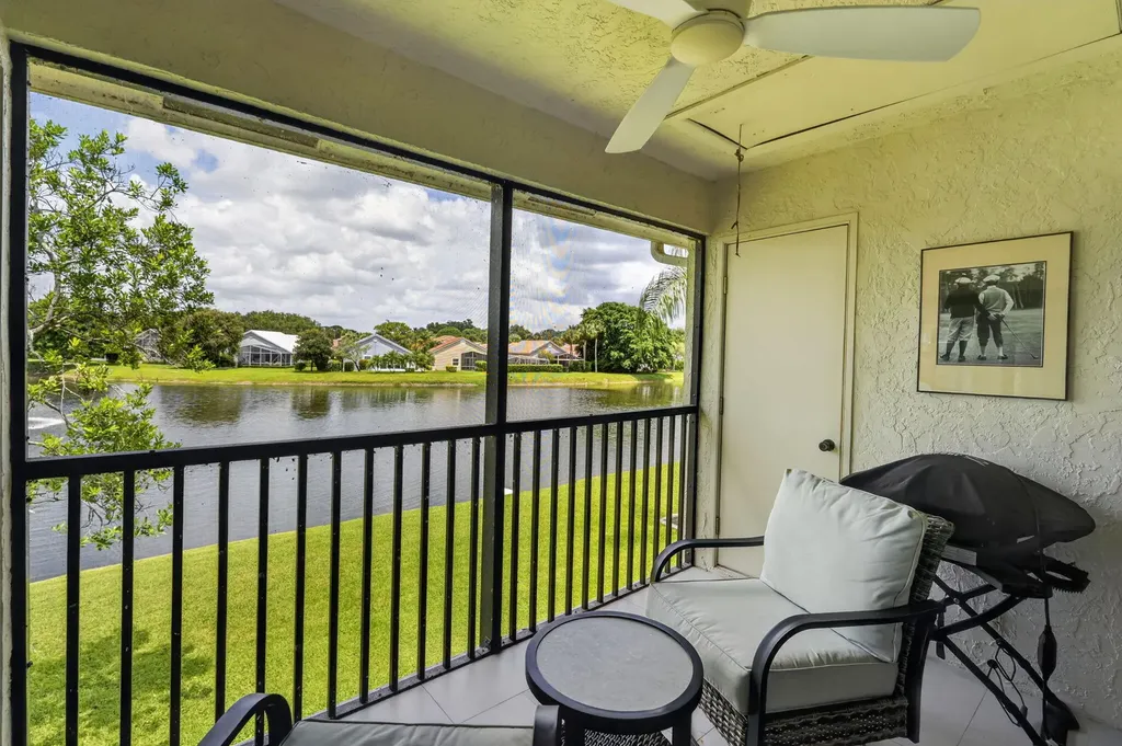 12829 Briarlake Drive Palm Beach Gardens FL 33418
