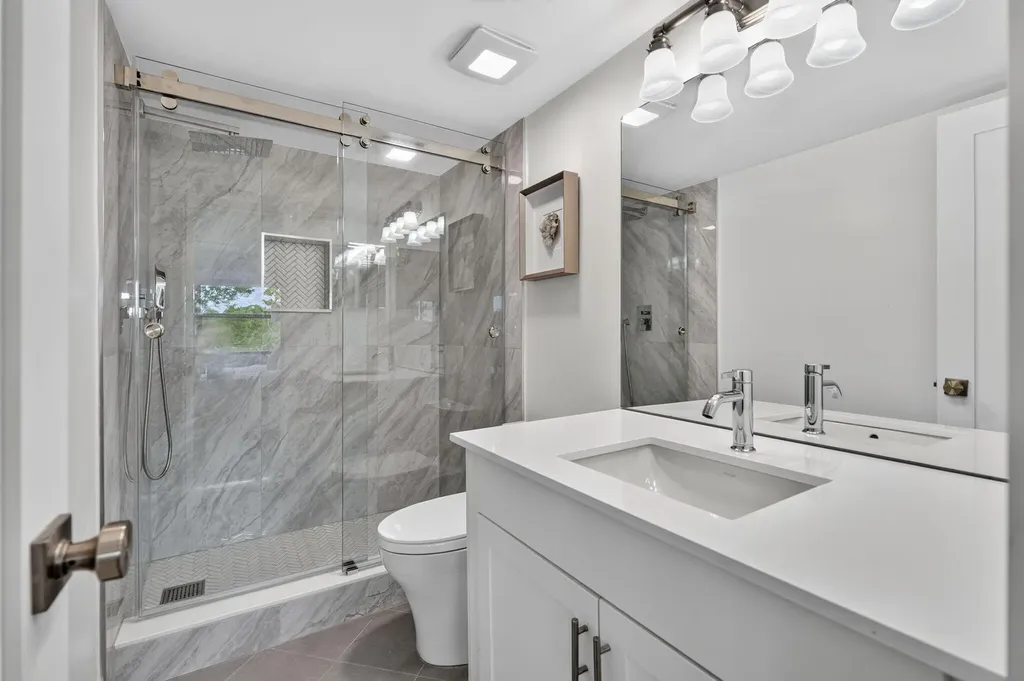 12829 Briarlake Drive Palm Beach Gardens FL 33418