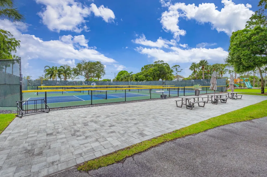 12829 Briarlake Drive Palm Beach Gardens FL 33418
