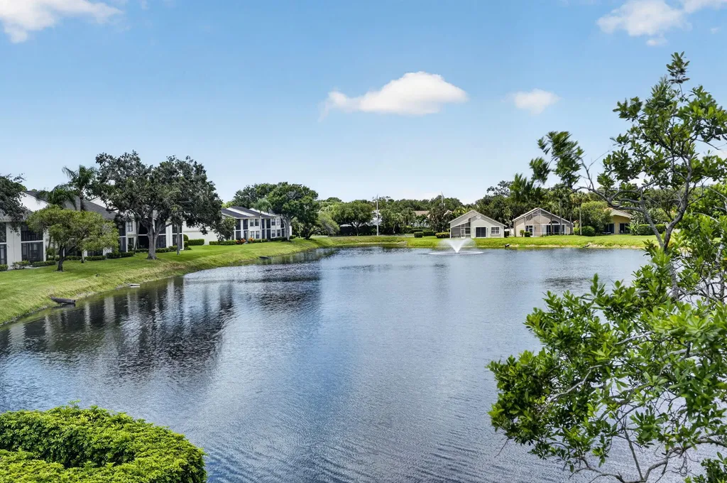12829 Briarlake Drive Palm Beach Gardens FL 33418