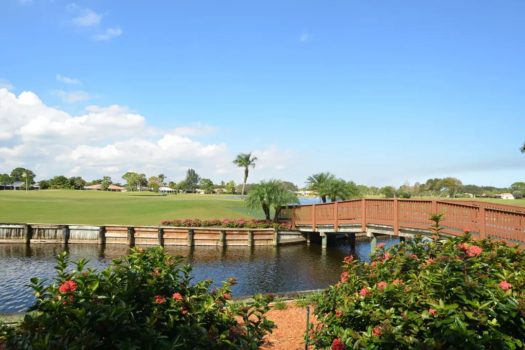 12829 Briarlake Drive Palm Beach Gardens FL 33418