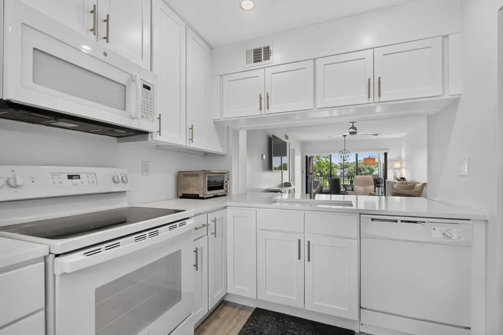 12829 Briarlake Drive Palm Beach Gardens FL 33418