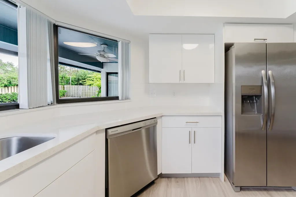 3048 NW 27th Terrace Boca Raton FL 33434