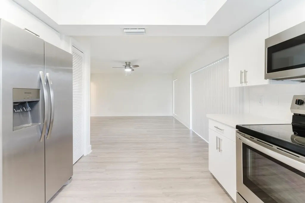 3048 NW 27th Terrace Boca Raton FL 33434