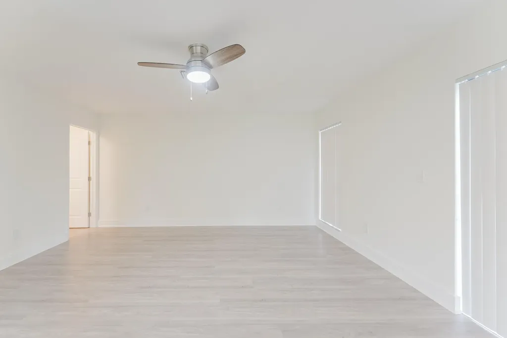 3048 NW 27th Terrace Boca Raton FL 33434