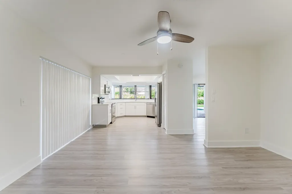 3048 NW 27th Terrace Boca Raton FL 33434