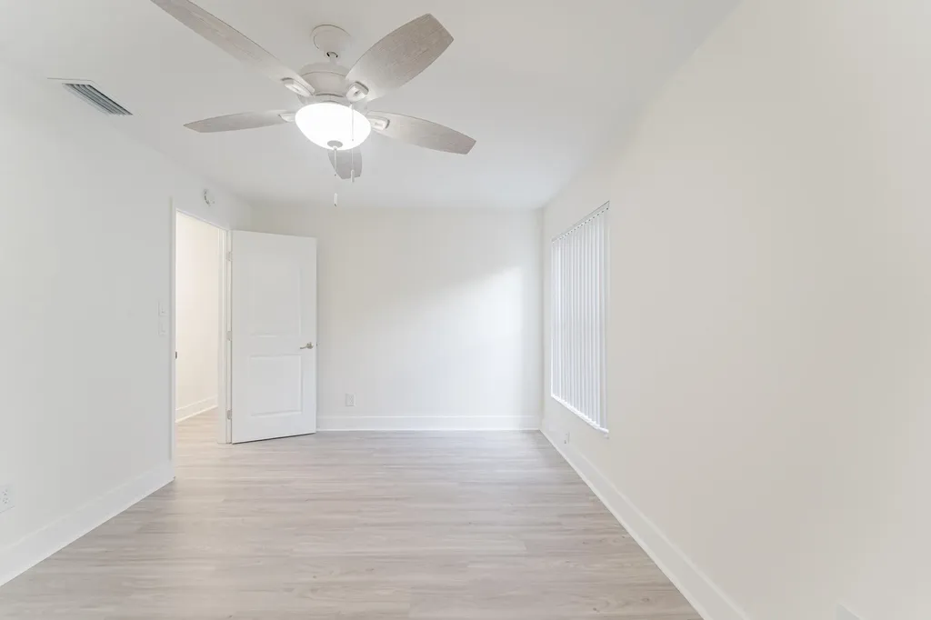 3048 NW 27th Terrace Boca Raton FL 33434