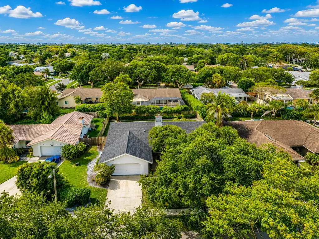 3048 NW 27th Terrace Boca Raton FL 33434