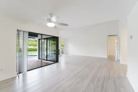 3048 NW 27th Terrace Boca Raton FL 33434