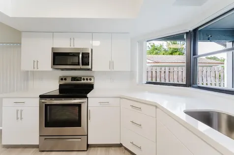 3048 NW 27th Terrace Boca Raton FL 33434