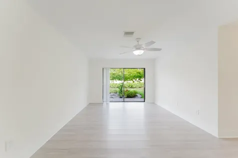 3048 NW 27th Terrace Boca Raton FL 33434