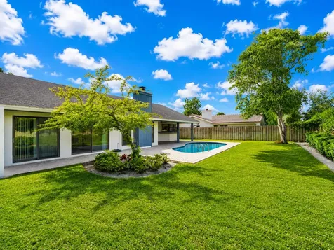 3048 NW 27th Terrace Boca Raton FL 33434