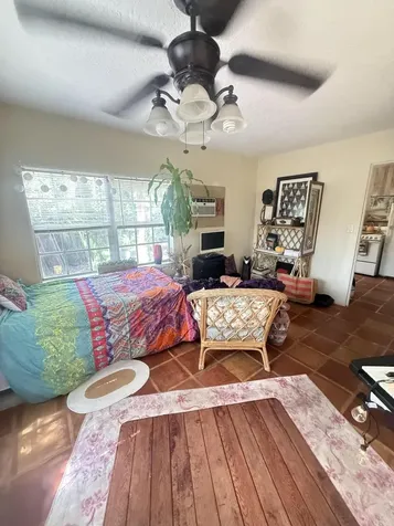 407 W Palm Street Lantana FL 33462